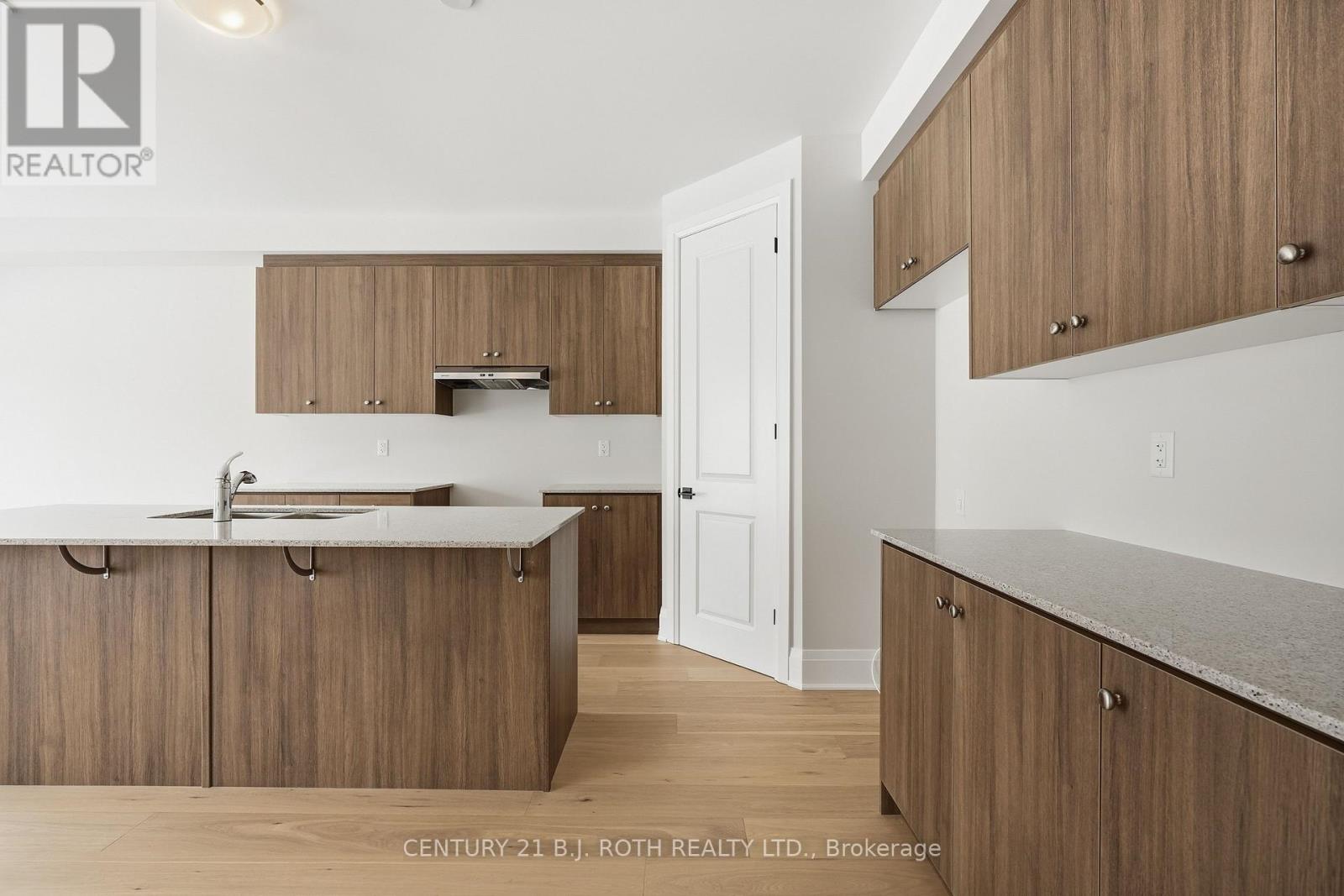 395 Reid Drive, Barrie, Ontario  L9J 0G5 - Photo 14 - S12921000