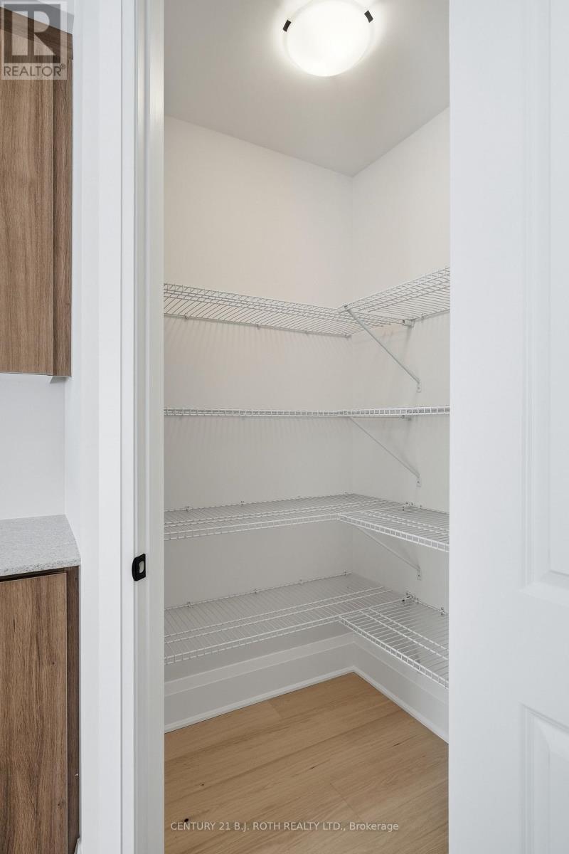 395 Reid Drive, Barrie, Ontario  L9J 0G5 - Photo 16 - S12921000