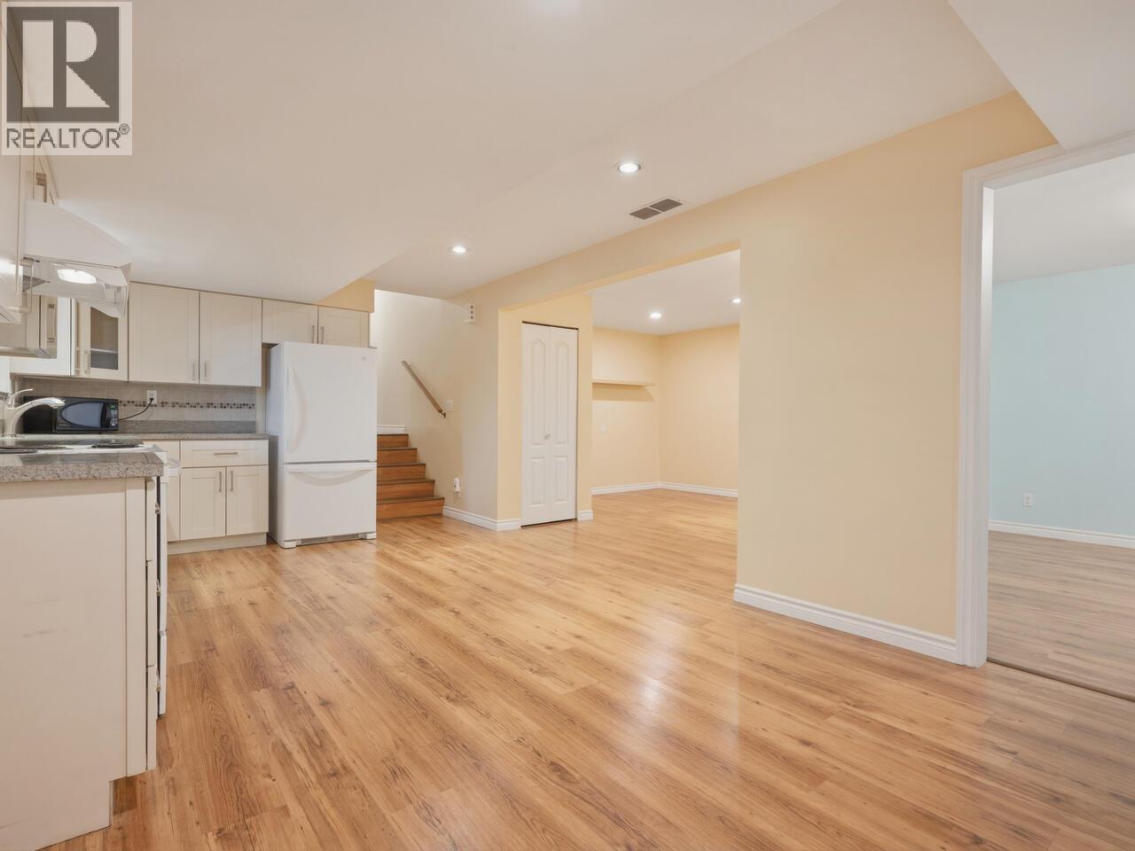 3183 Beacon Drive, Coquitlam, British Columbia  V3C 3W7 - Photo 36 - R3103910