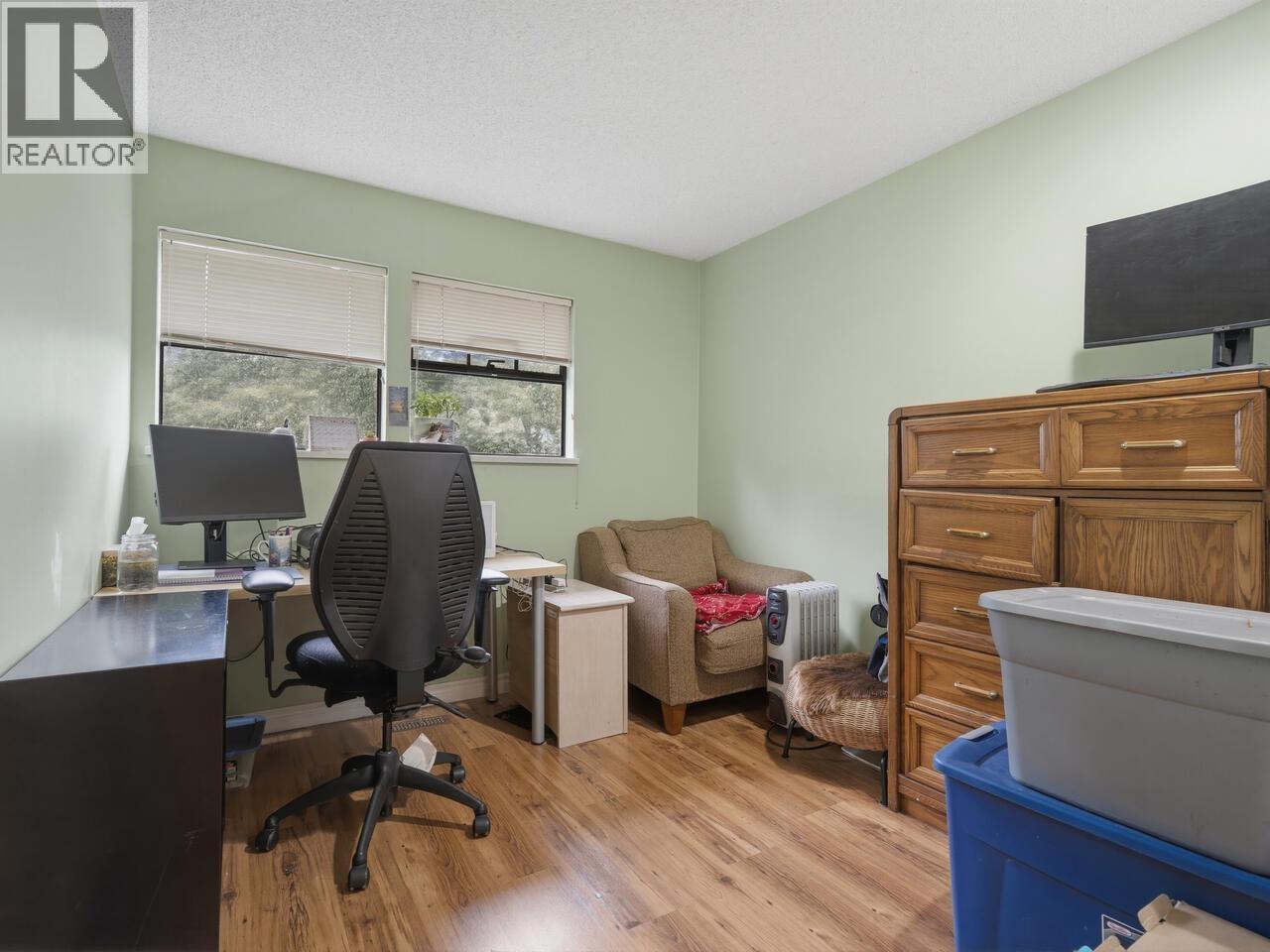 3183 Beacon Drive, Coquitlam, British Columbia  V3C 3W7 - Photo 5 - R3103910