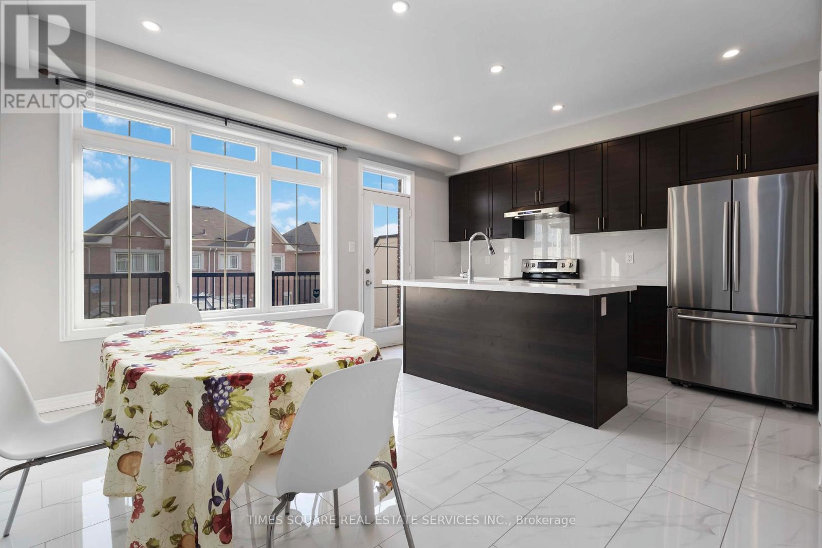 229 Dundas Way, Markham, Ontario  L6E 0S8 - Photo 6 - N12731402