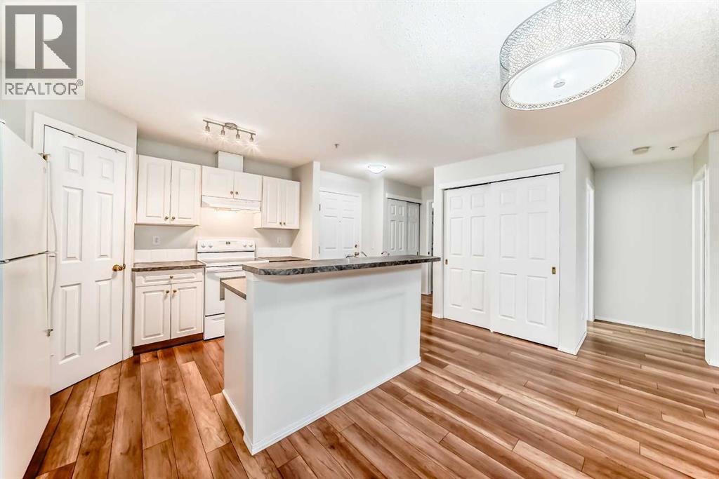 215, 290 Shawville Way SE, Calgary, Alberta  T2Y 3Z9 - Photo 7 - A2295733