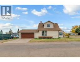 131 2 Avenue N, Vulcan, Alberta