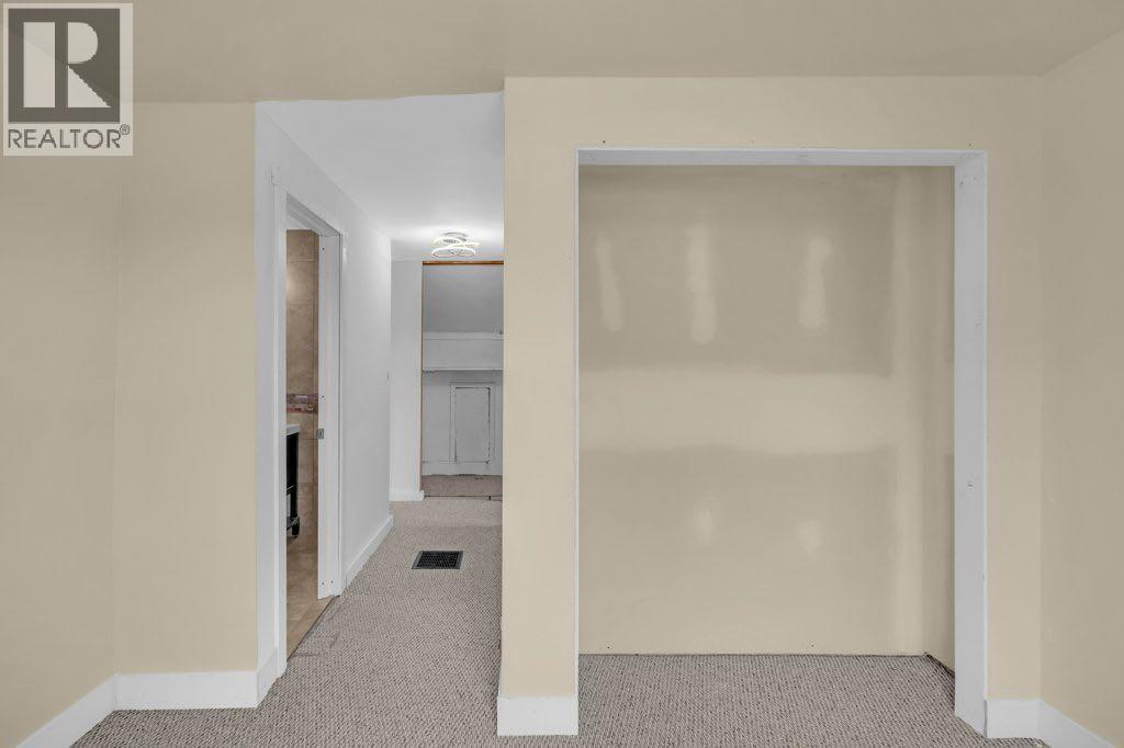 131 2 Avenue N, Vulcan, Alberta  T0L 2B0 - Photo 16 - A2263457