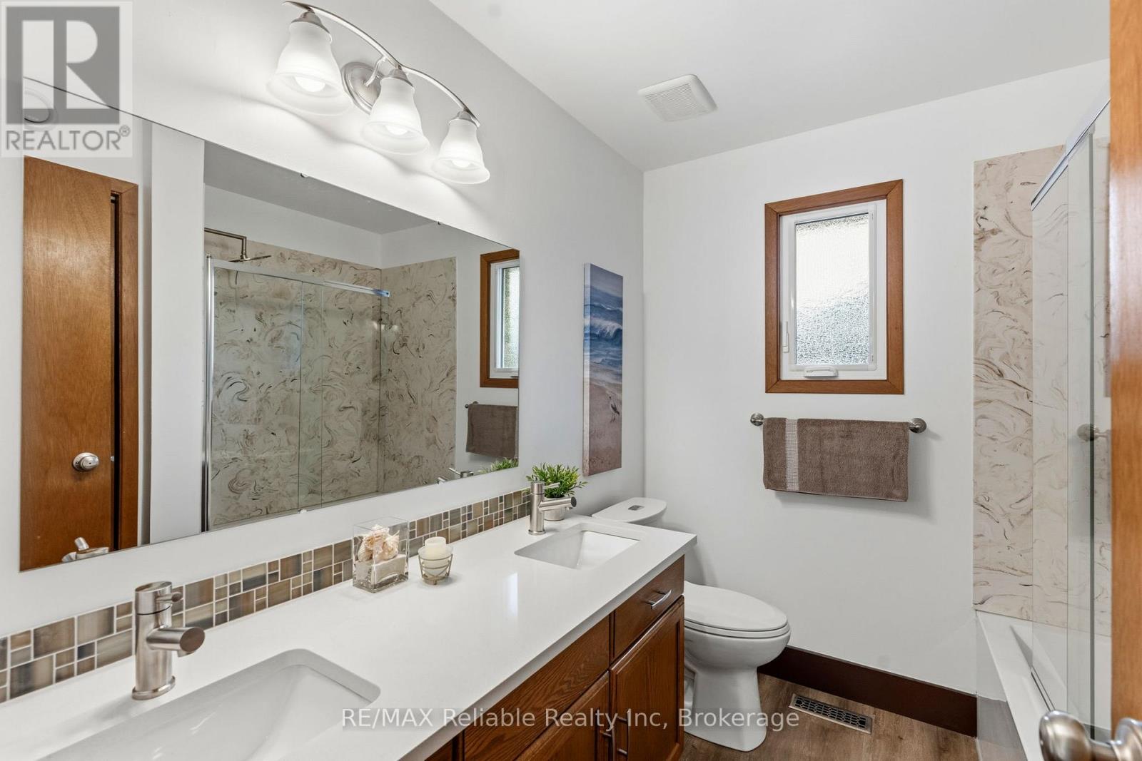 31 Cobourg Street, West Perth (Mitchell), Ontario  N0K 1N0 - Photo 25 - X12924938