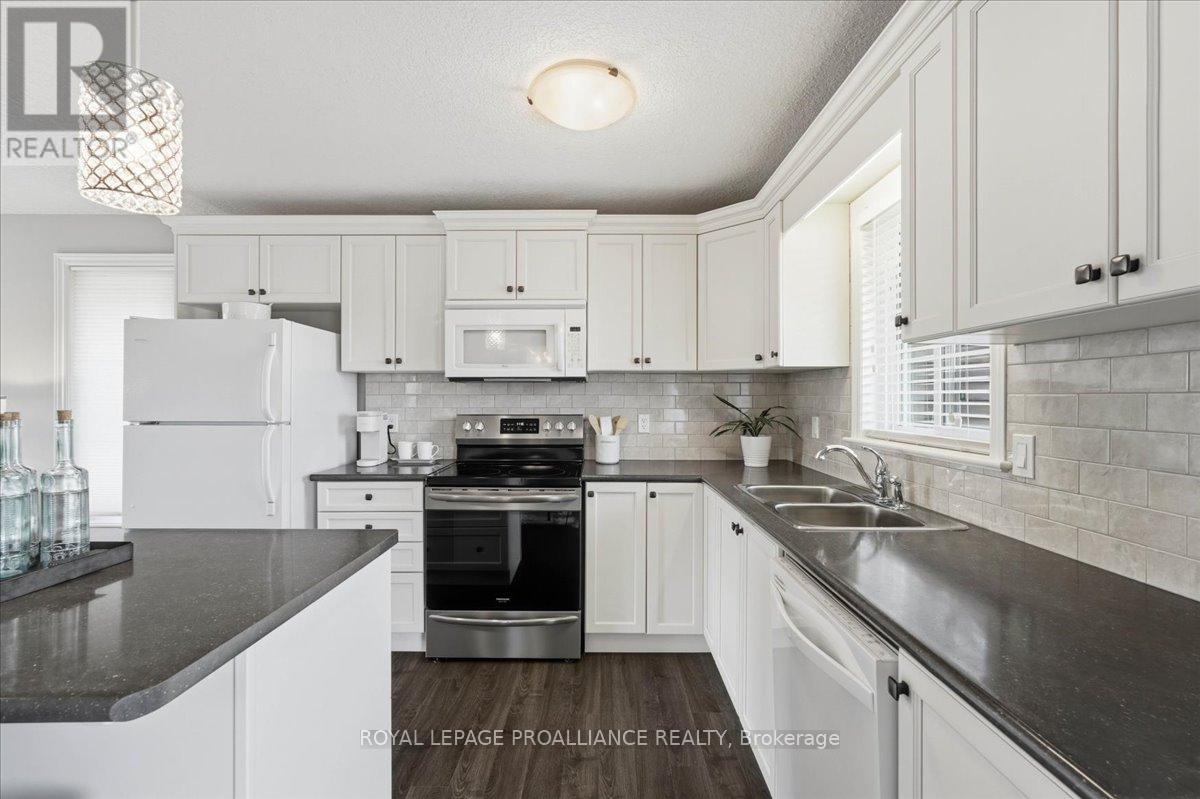 153 Lester Road, Quinte West, Ontario  K8V 0C2 - Photo 12 - X12925010