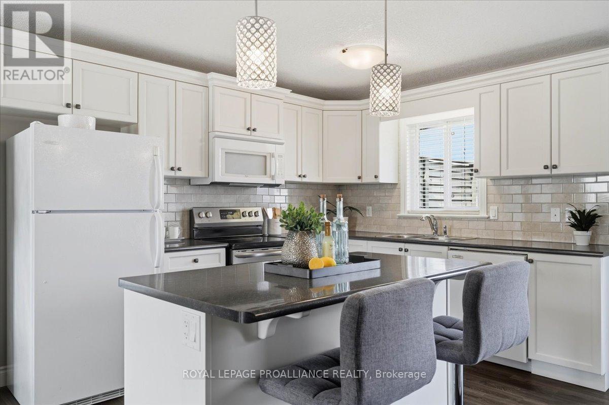 153 Lester Road, Quinte West, Ontario  K8V 0C2 - Photo 9 - X12925010