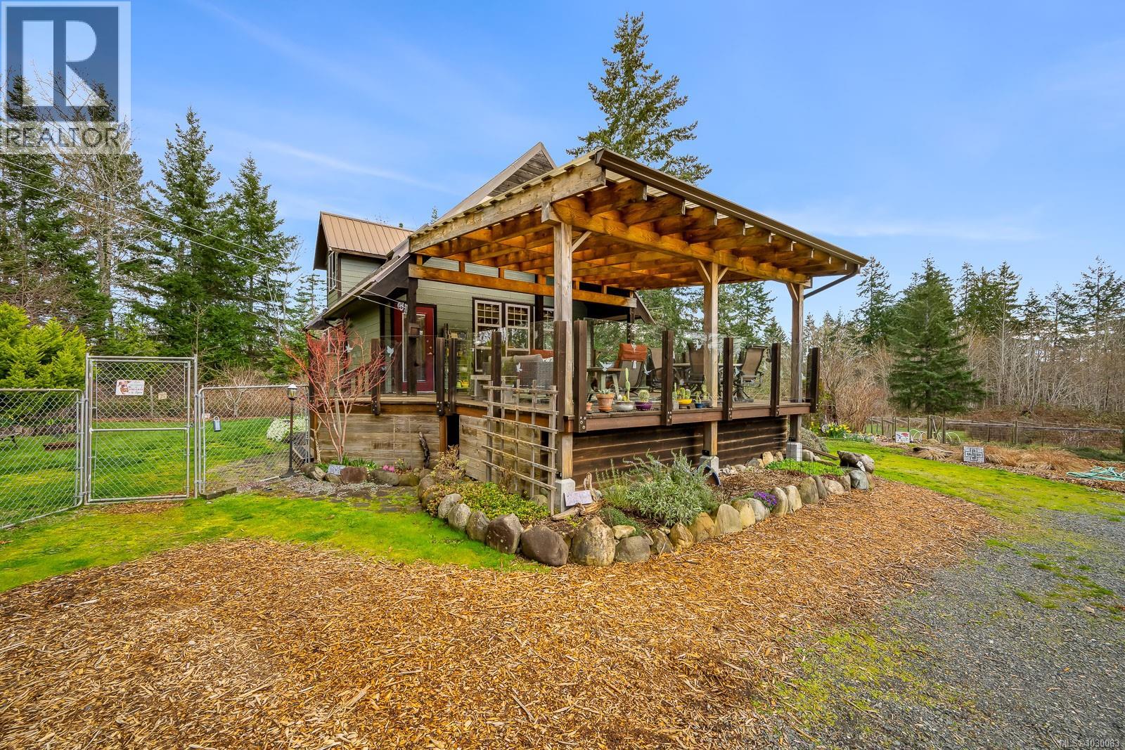 6590 Country Rd, Fanny Bay, British Columbia  V0R 1W0 - Photo 2 - 1030083