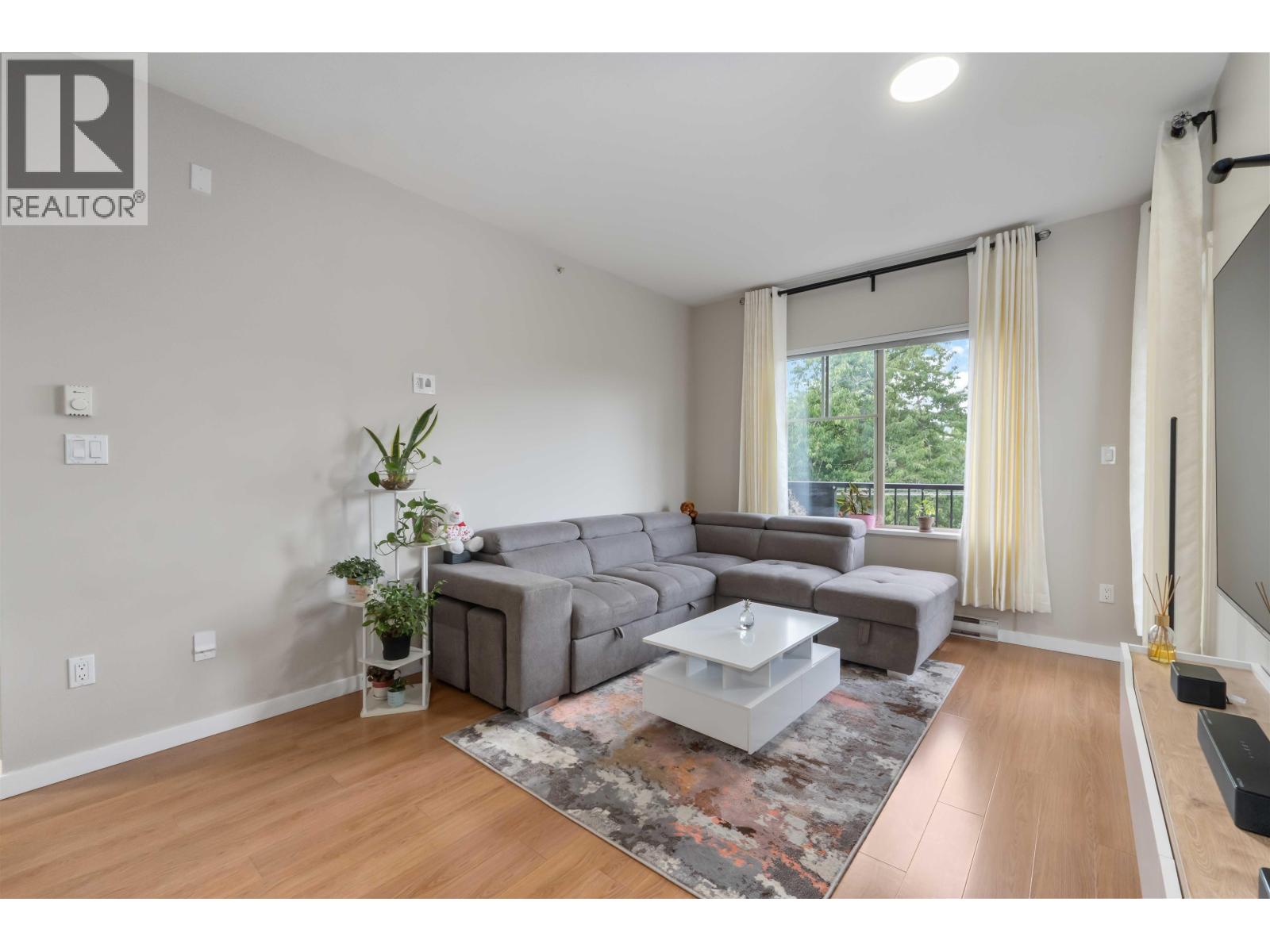 404 22290 North Avenue, Maple Ridge, British Columbia  V2X 8Z8 - Photo 6 - R3103573