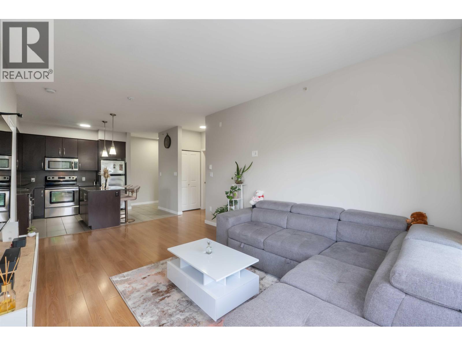 404 22290 North Avenue, Maple Ridge, British Columbia  V2X 8Z8 - Photo 4 - R3103573