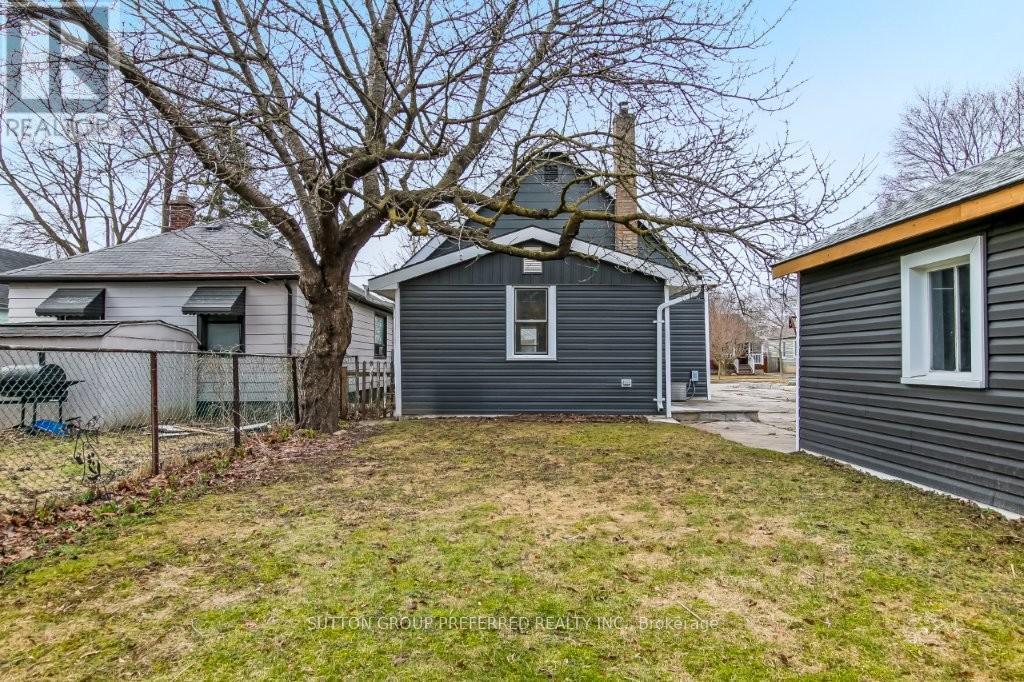 272 Sanders Street, London East, Ontario  N5Z 2T2 - Photo 17 - X12925024