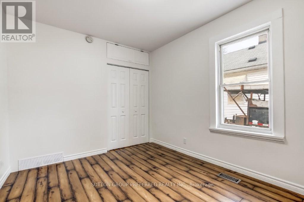 272 Sanders Street, London East, Ontario  N5Z 2T2 - Photo 8 - X12925024