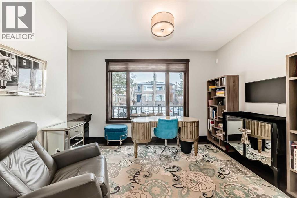 2213 27 Street SW, Calgary, Alberta  T3E 2E9 - Photo 6 - A2286297