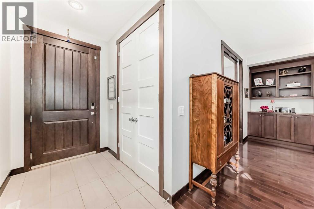 2213 27 Street SW, Calgary, Alberta  T3E 2E9 - Photo 4 - A2286297