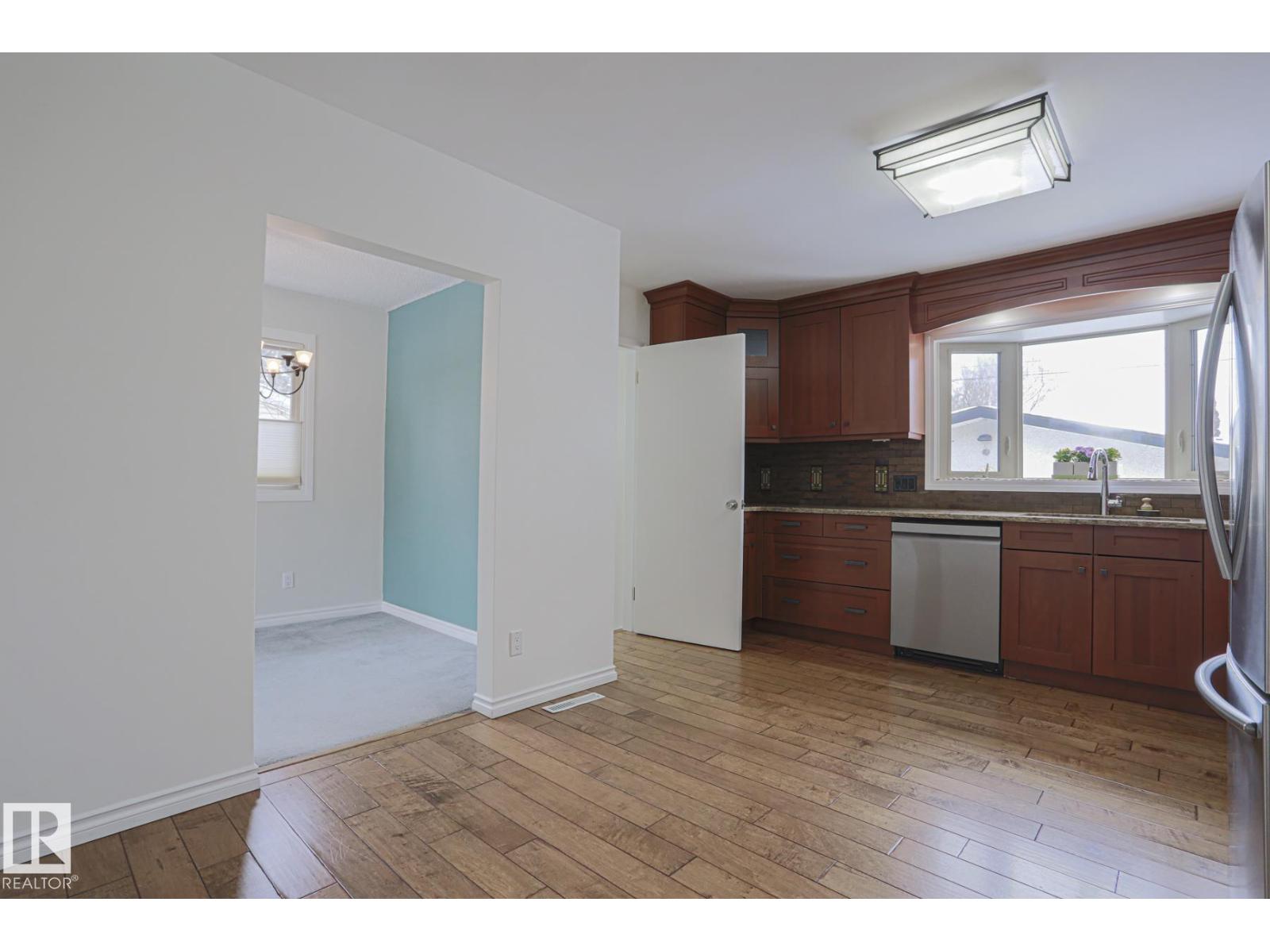 7315 86 Av Nw, Edmonton, Alberta  T6B 0K6 - Photo 13 - E4479194