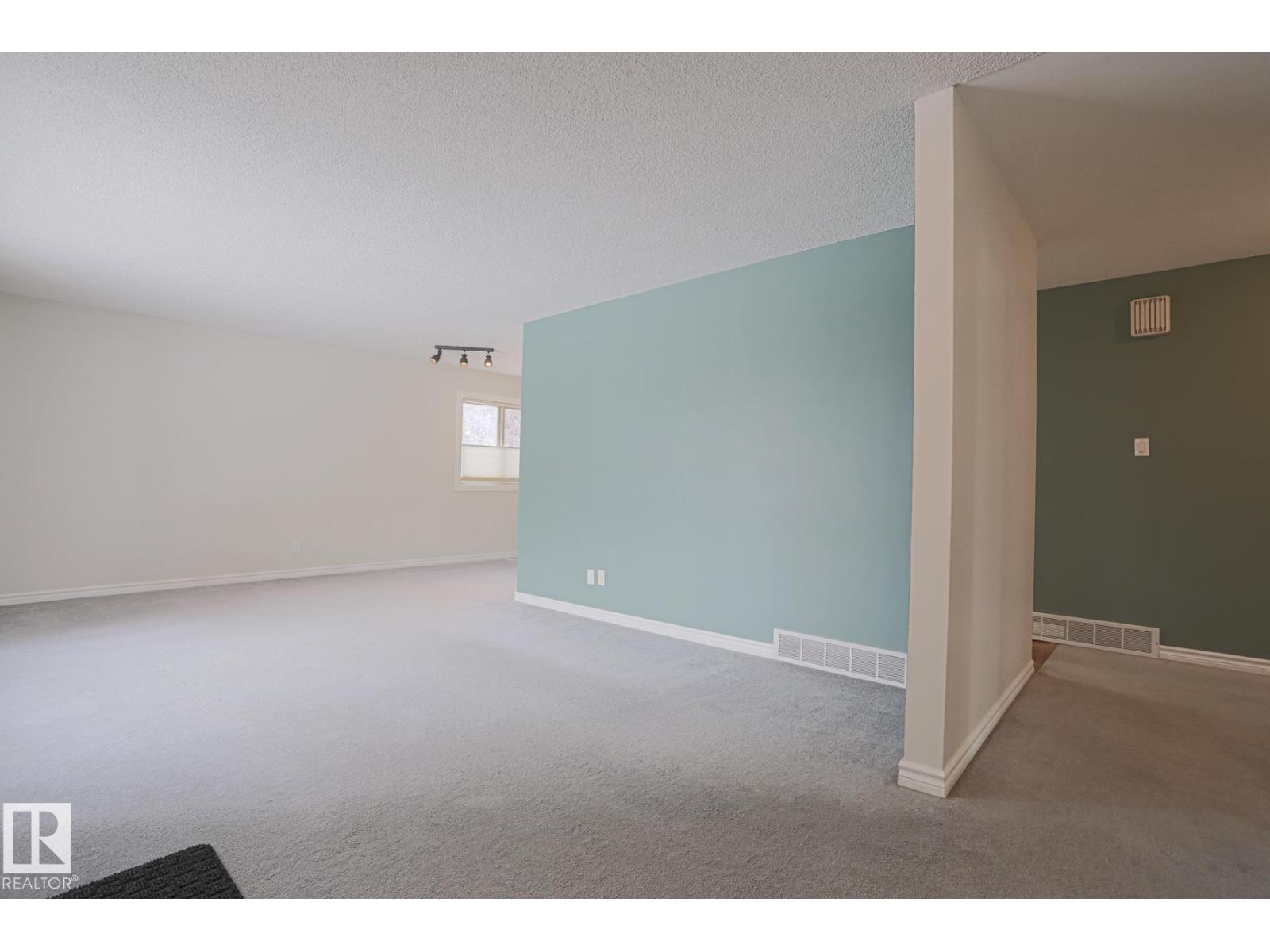 7315 86 Av Nw, Edmonton, Alberta  T6B 0K6 - Photo 3 - E4479194