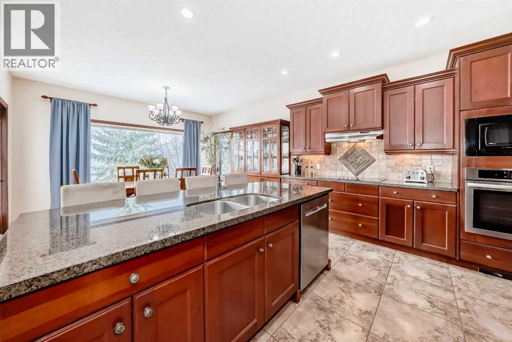 143 Sunset Close, Cochrane, Alberta  T4C 0B1 - Photo 8 - A2293489