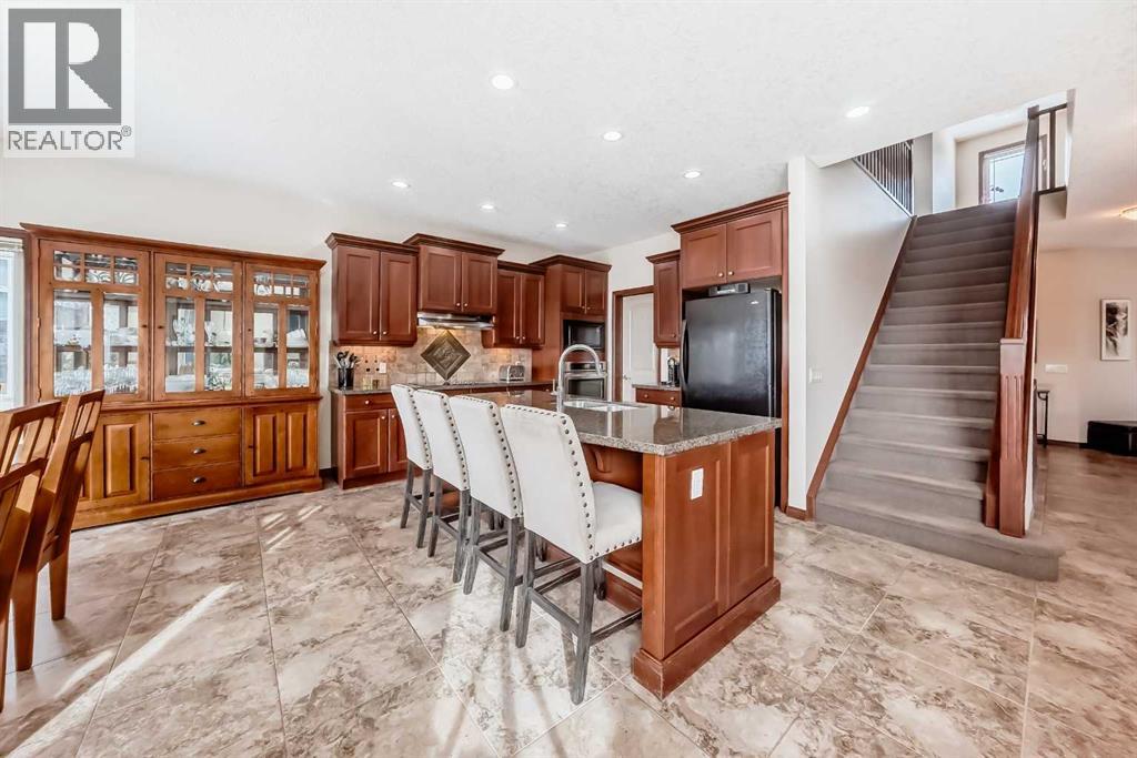 143 Sunset Close, Cochrane, Alberta  T4C 0B1 - Photo 6 - A2293489