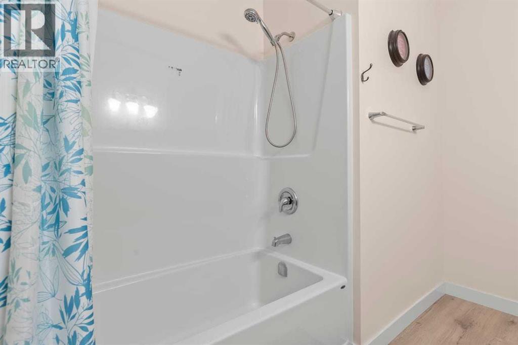 272017 Range Road 282, Rural Rocky View County, Alberta  T0M 0E0 - Photo 18 - A2296141