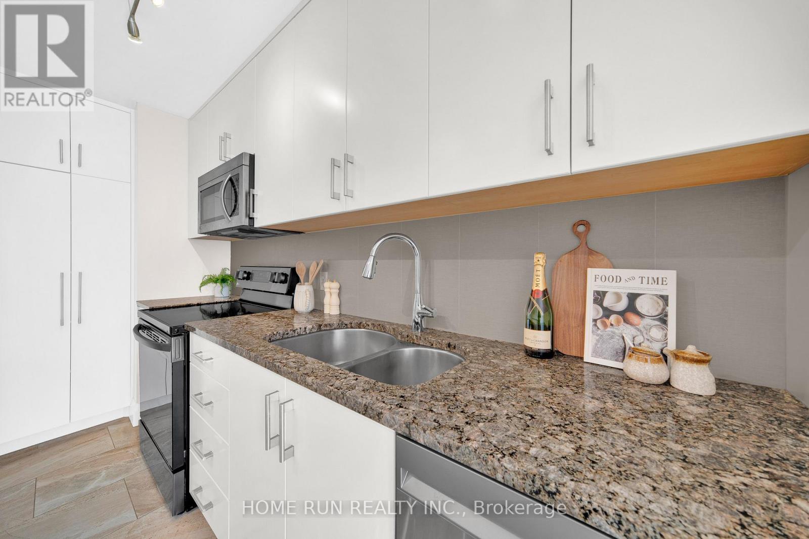 1150 Gablefield Private, Ottawa, Ontario  K1J 1E3 - Photo 10 - X12924972