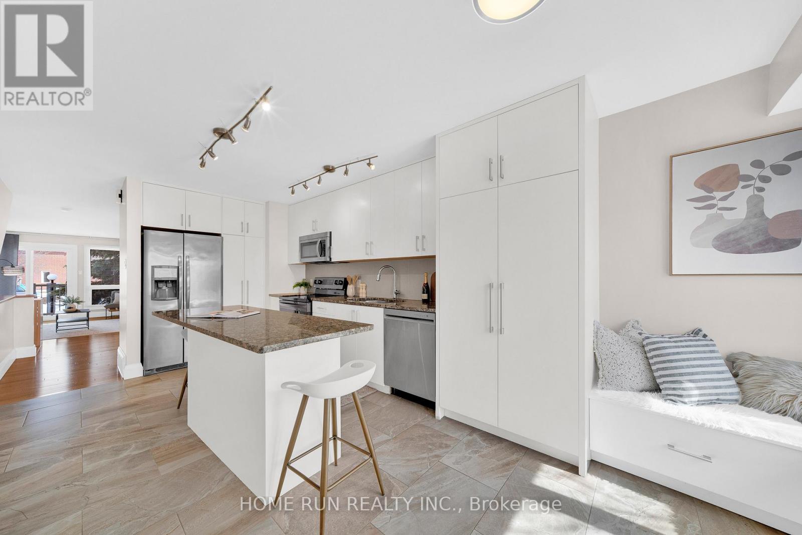 1150 Gablefield Private, Ottawa, Ontario  K1J 1E3 - Photo 6 - X12924972