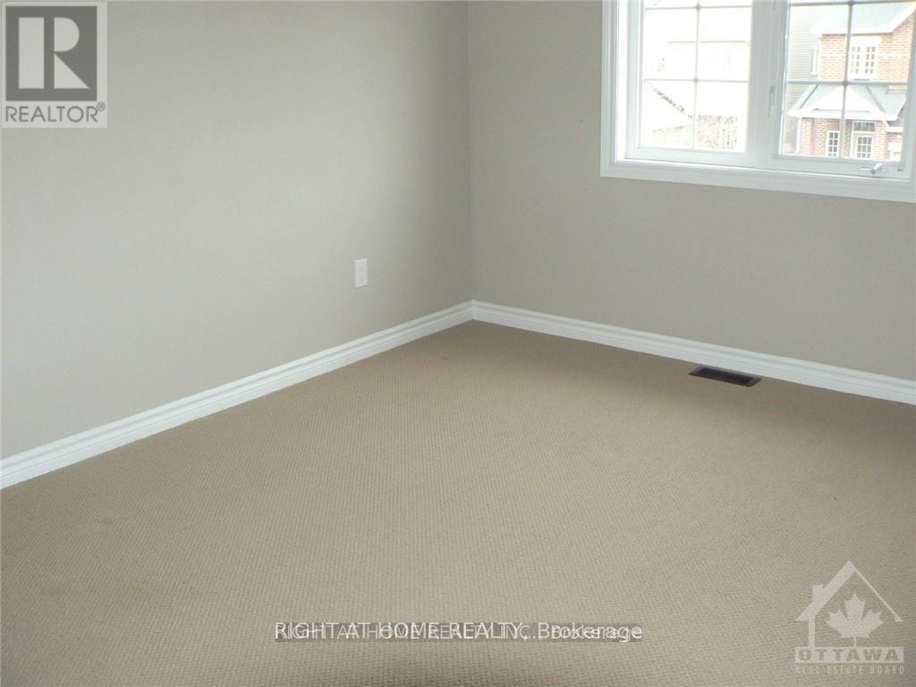 476 Foxhall Way, Ottawa, Ontario  K2M 0G2 - Photo 12 - X12924986