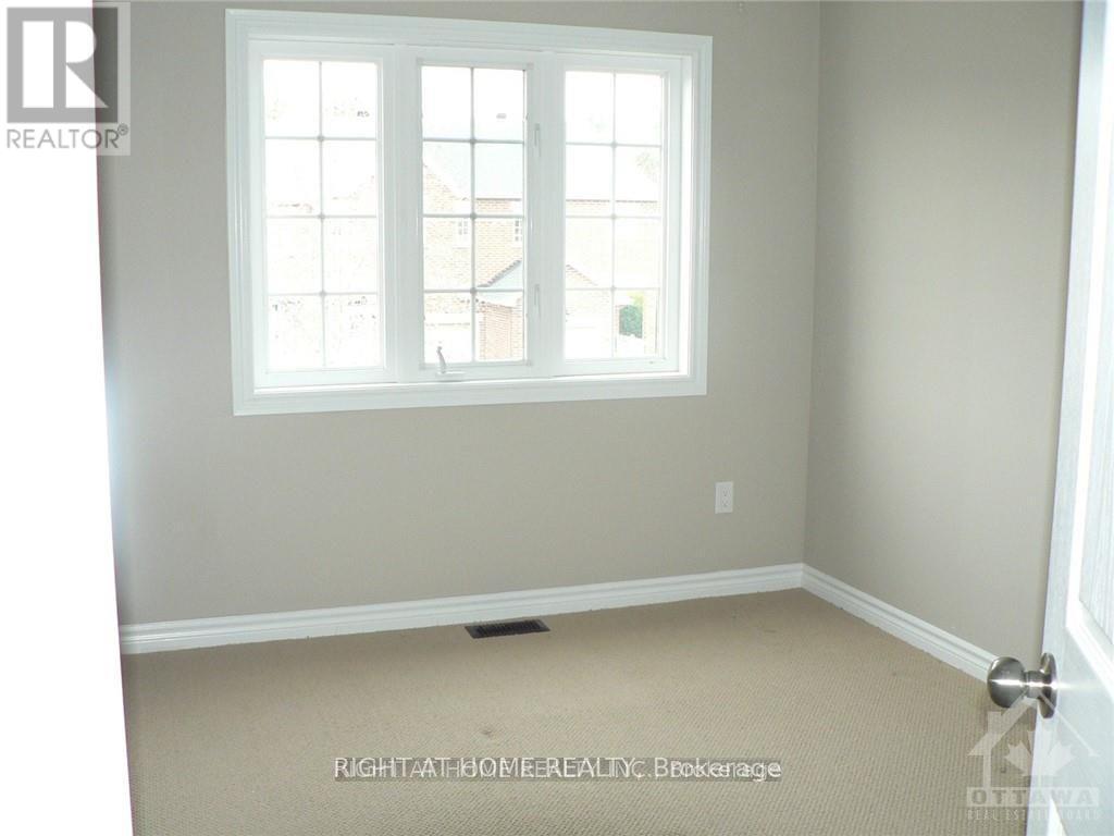 476 Foxhall Way, Ottawa, Ontario  K2M 0G2 - Photo 13 - X12924986