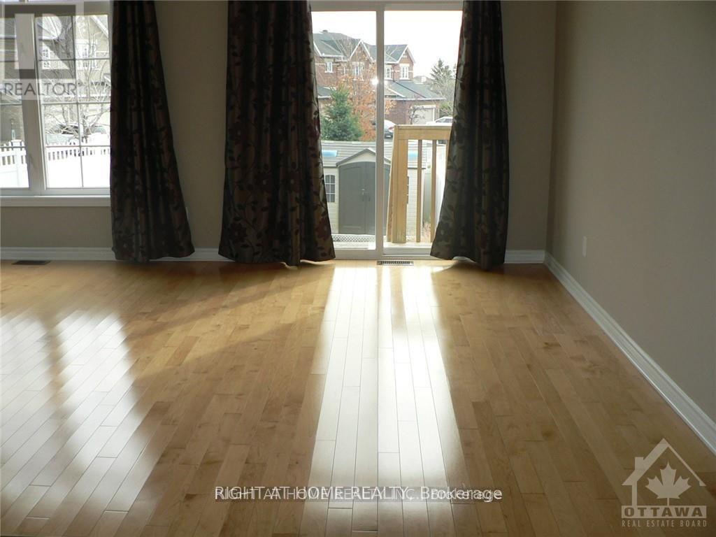 476 Foxhall Way, Ottawa, Ontario  K2M 0G2 - Photo 4 - X12924986