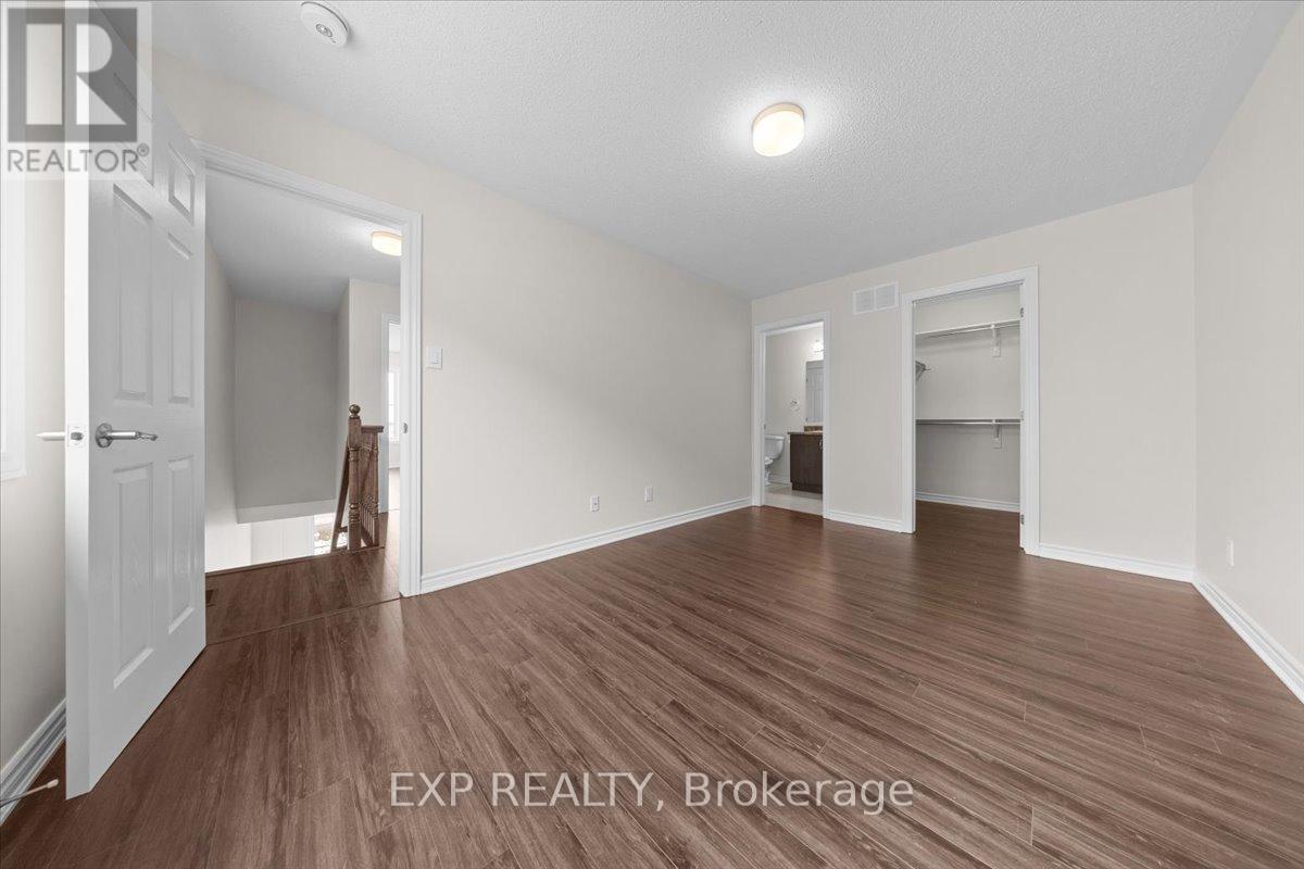 217 Hibernian Walk, Ottawa, Ontario  K2V 0R6 - Photo 31 - X12925050