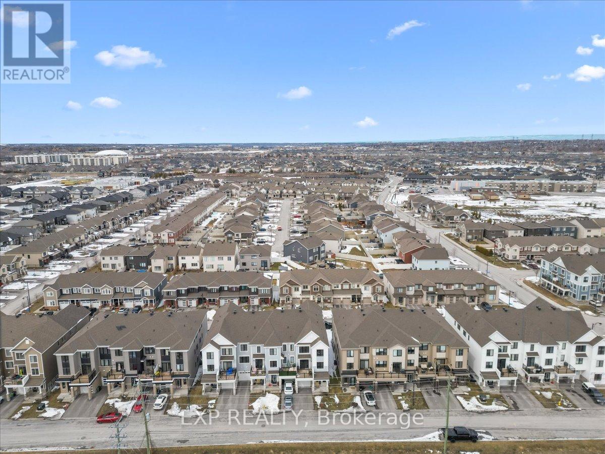 217 Hibernian Walk, Ottawa, Ontario  K2V 0R6 - Photo 38 - X12925050