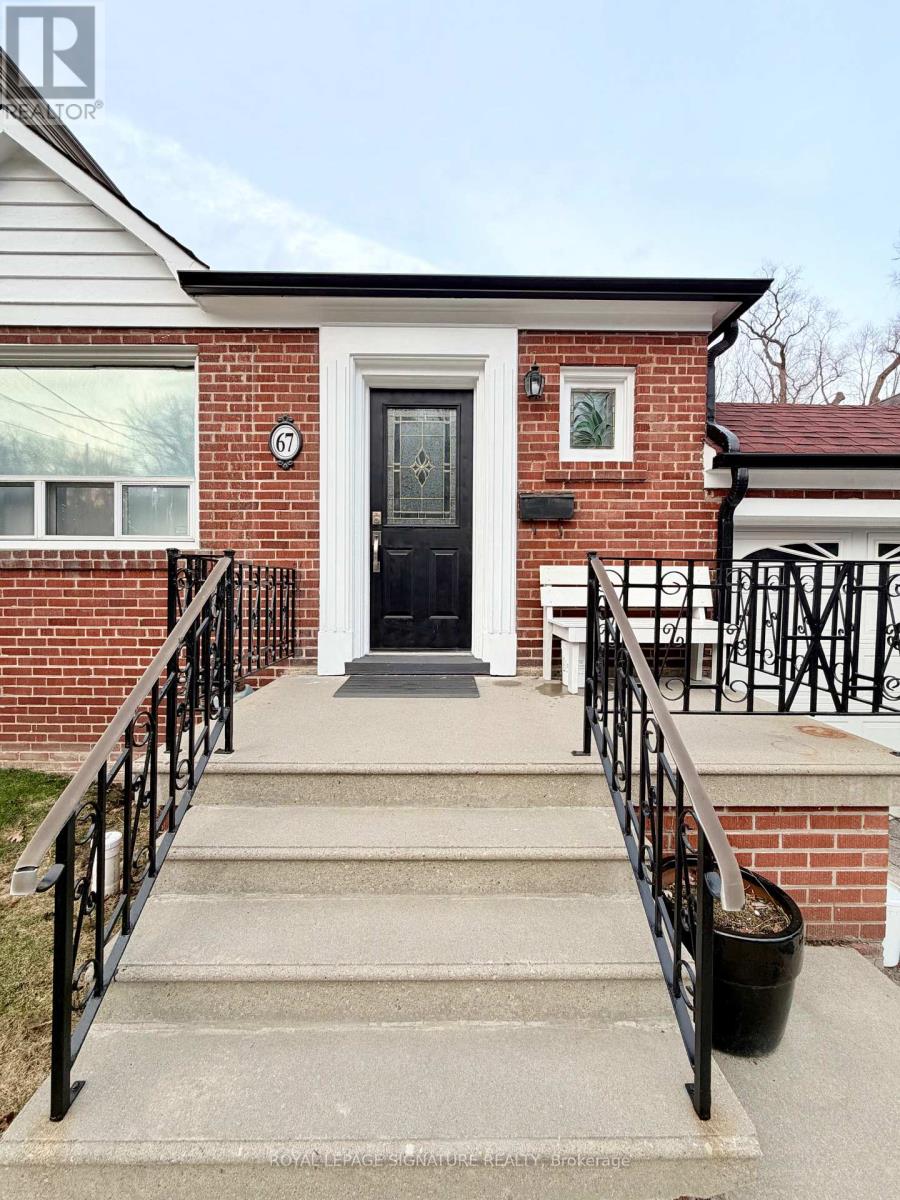 67 South Kingsway, Toronto, Ontario  M6S 3T4 - Photo 4 - W12920294
