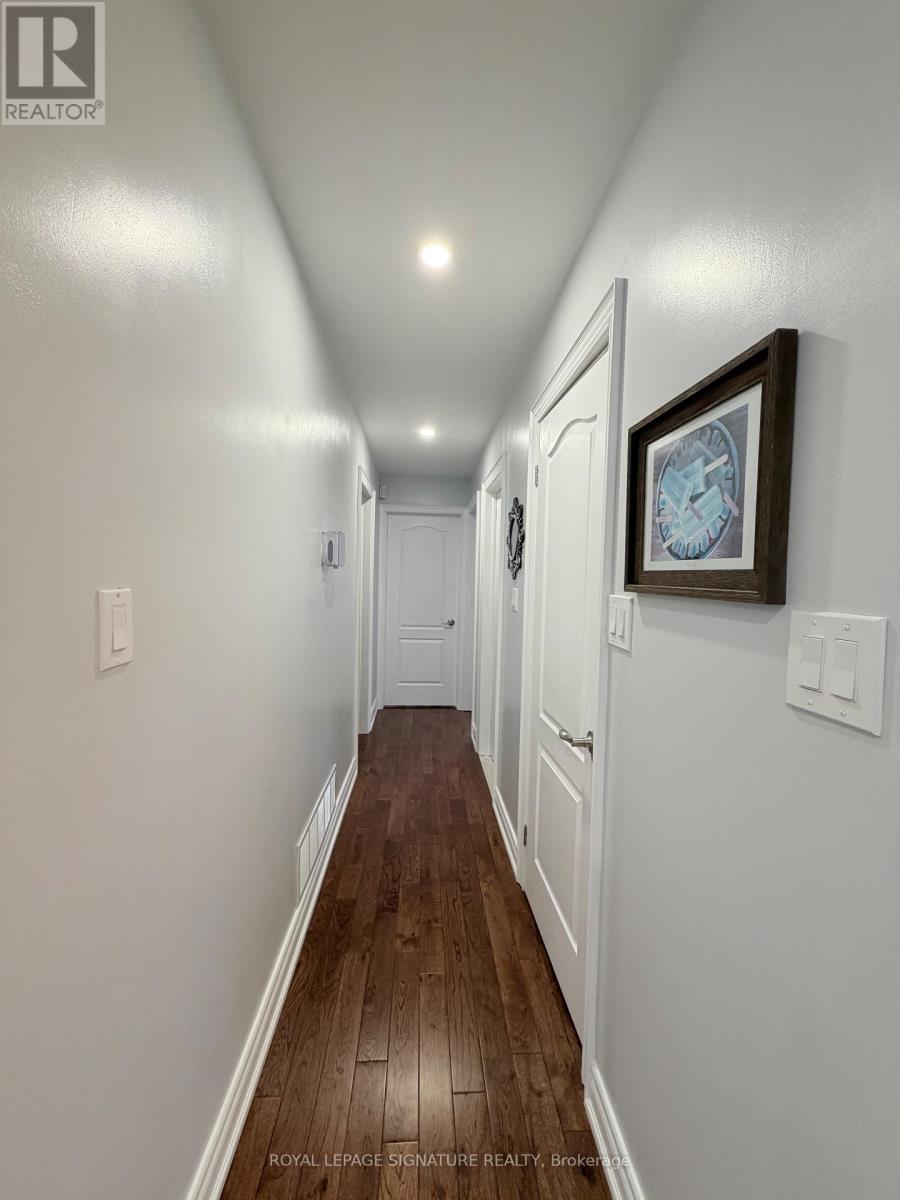 67 South Kingsway, Toronto, Ontario  M6S 3T4 - Photo 21 - W12920294