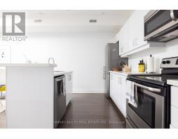 101 - 2076 DUNDAS STREET W, Toronto, Ontario