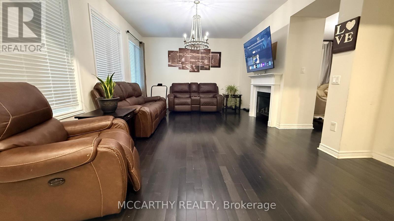 124 Johnson Drive, Shelburne, Ontario  L9V 3V9 - Photo 10 - X12917284