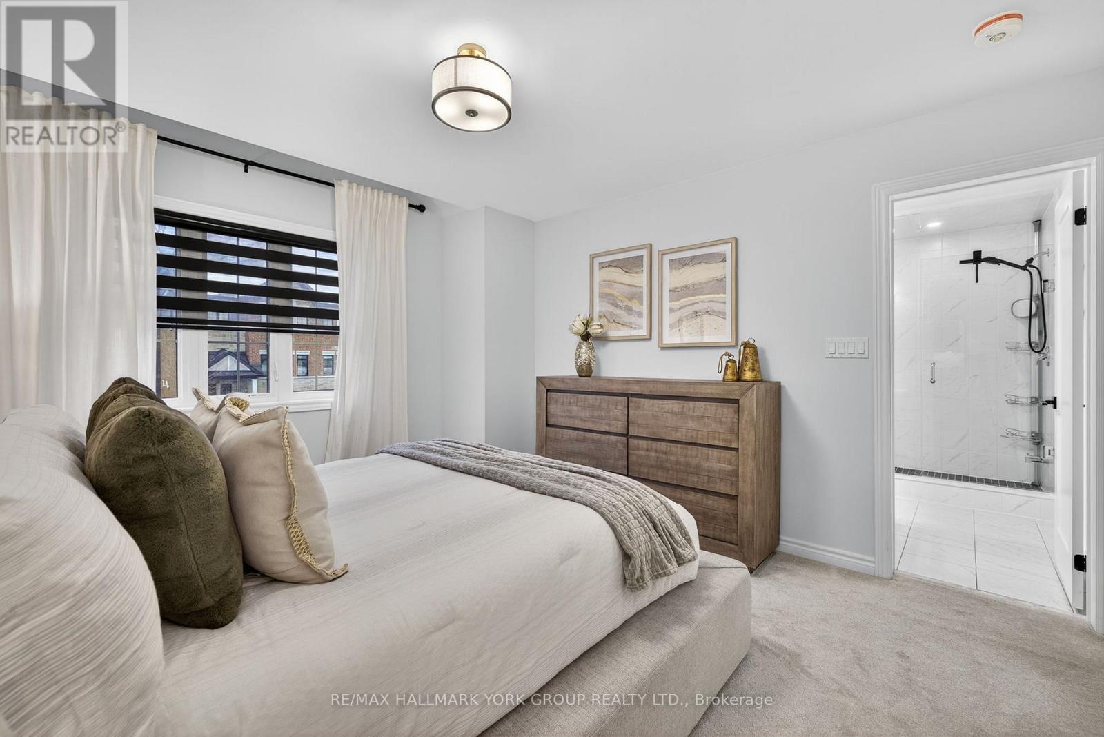 20 Gord Matthews Way, Uxbridge, Ontario  L9P 0E9 - Photo 10 - N12925064