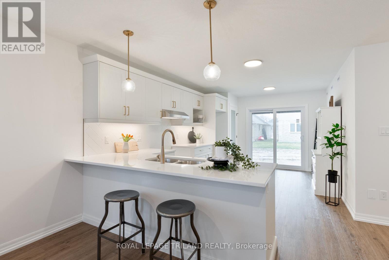 14 Harrow Lane, St. Thomas, Ontario  N5R 0P3 - Photo 13 - X12428508