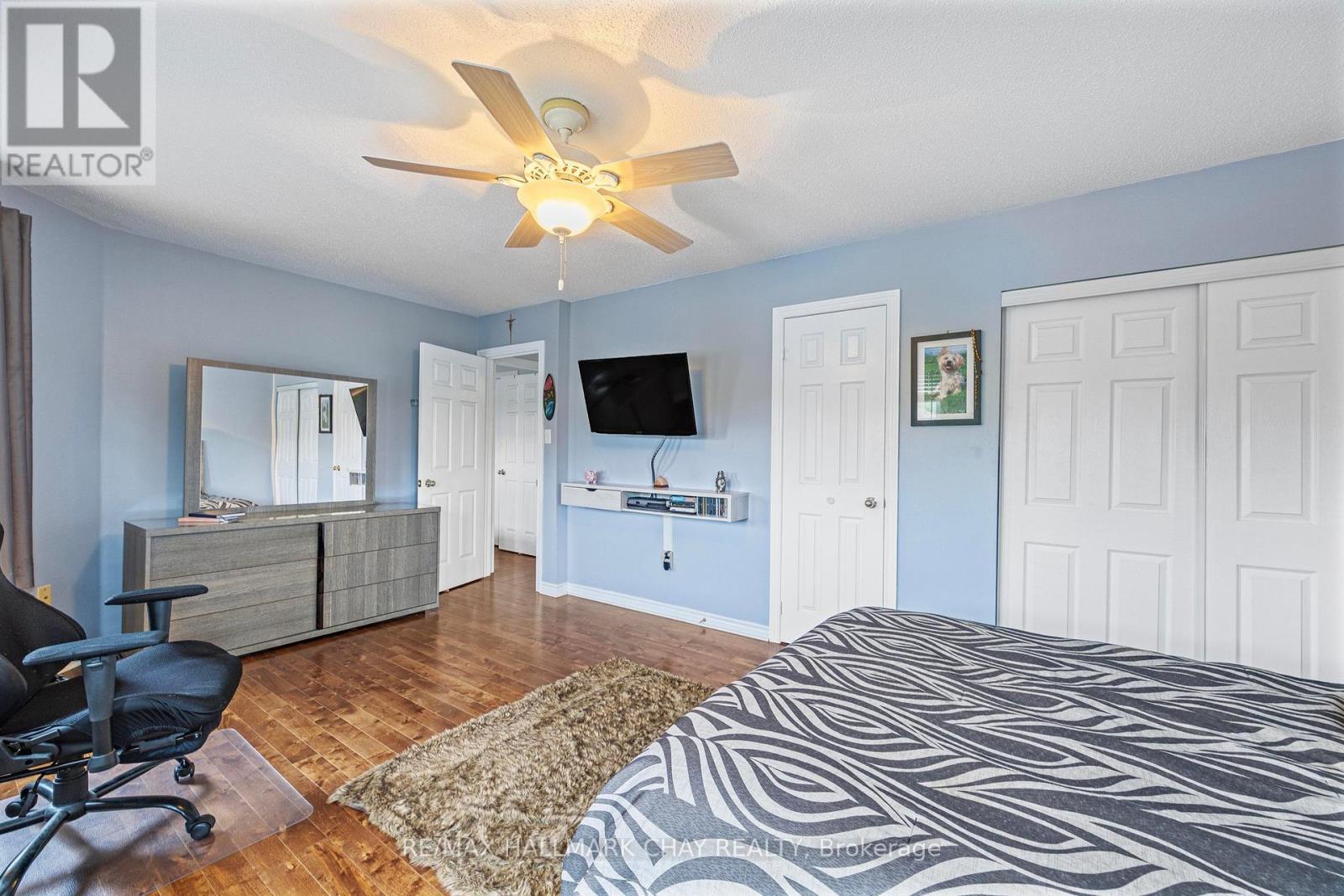 66 Penvill Trail, Barrie (Ardagh), Ontario  L4N 5C5 - Photo 19 - S12924954