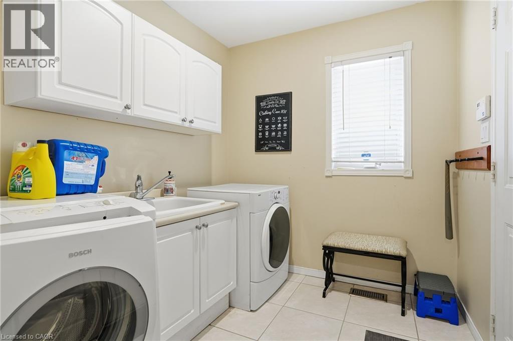 37 Southcreek Drive, Ancaster, Ontario  L9K 1M2 - Photo 18 - 40815333