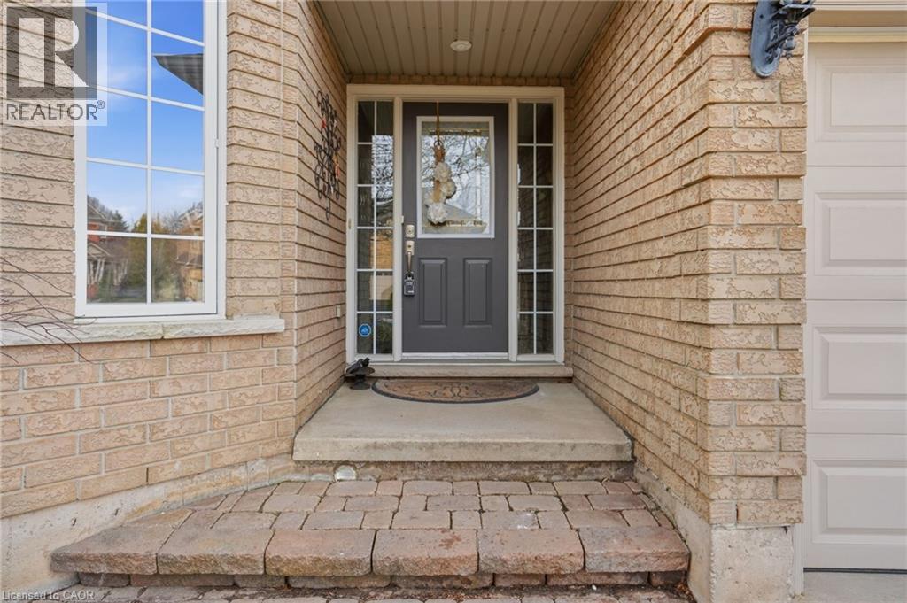 37 Southcreek Drive, Ancaster, Ontario  L9K 1M2 - Photo 2 - 40815333