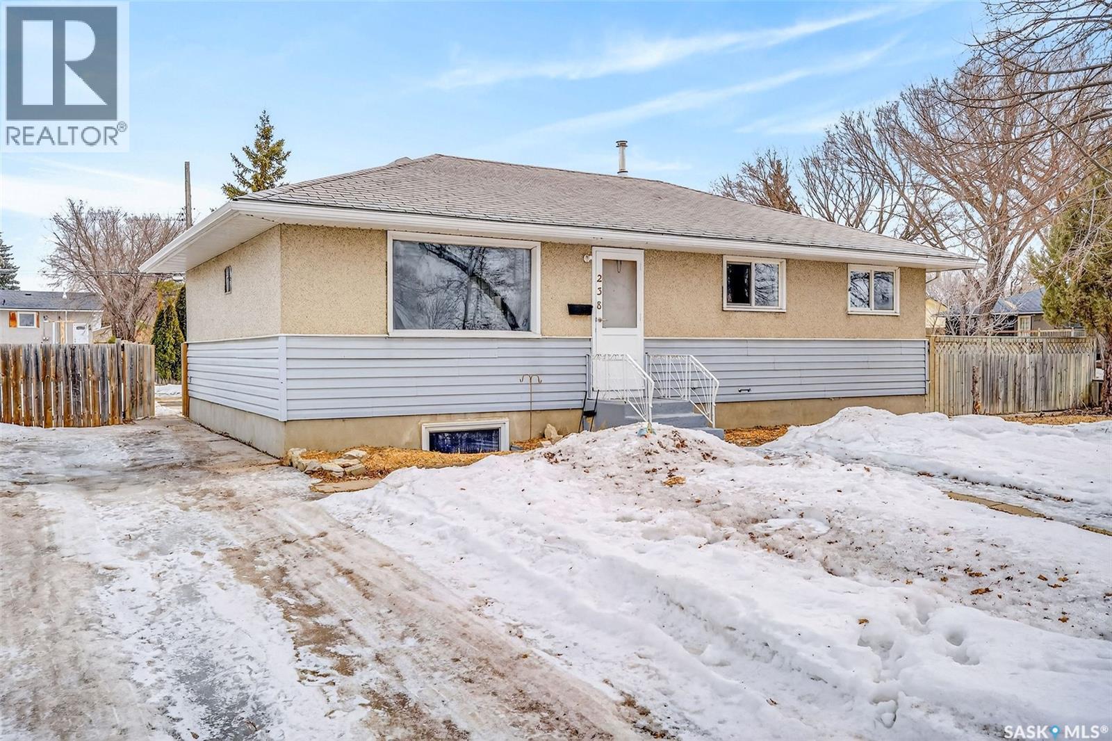 238 Vancouver AVENUE S, Saskatoon, Saskatchewan