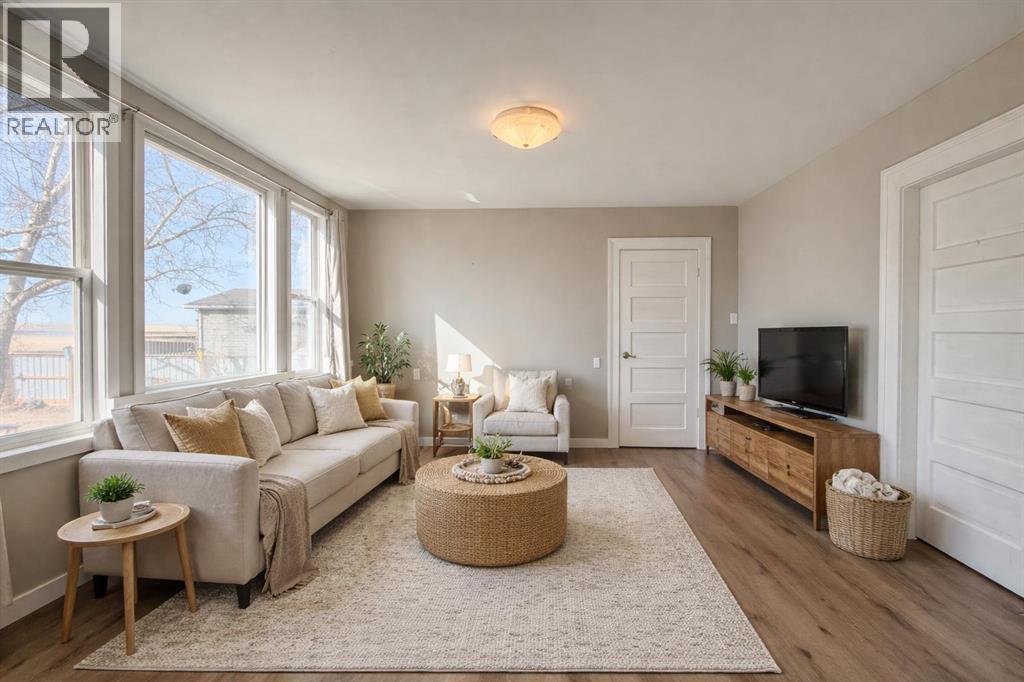 129 5 Avenue, Champion, Alberta  T0L 0R0 - Photo 6 - A2295559