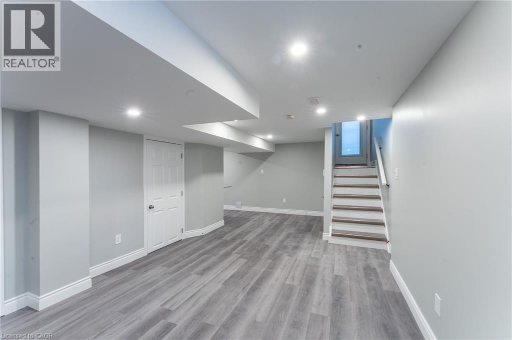 244 Upper Paradise Road Unit# Lower, Hamilton, Ontario  L9C 5C2 - Photo 10 - 40812947