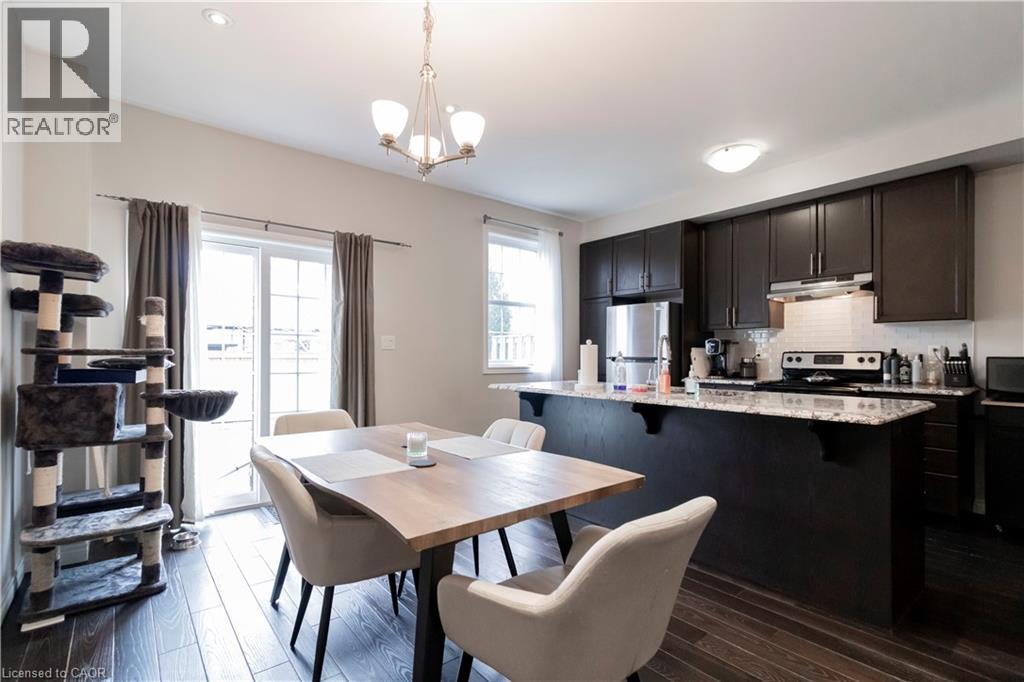 30 Robert Peel Road, Kitchener, Ontario  N2H 0B3 - Photo 2 - 40813270