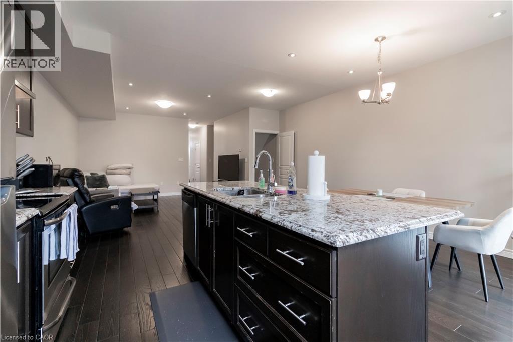 30 Robert Peel Road, Kitchener, Ontario  N2H 0B3 - Photo 9 - 40813270