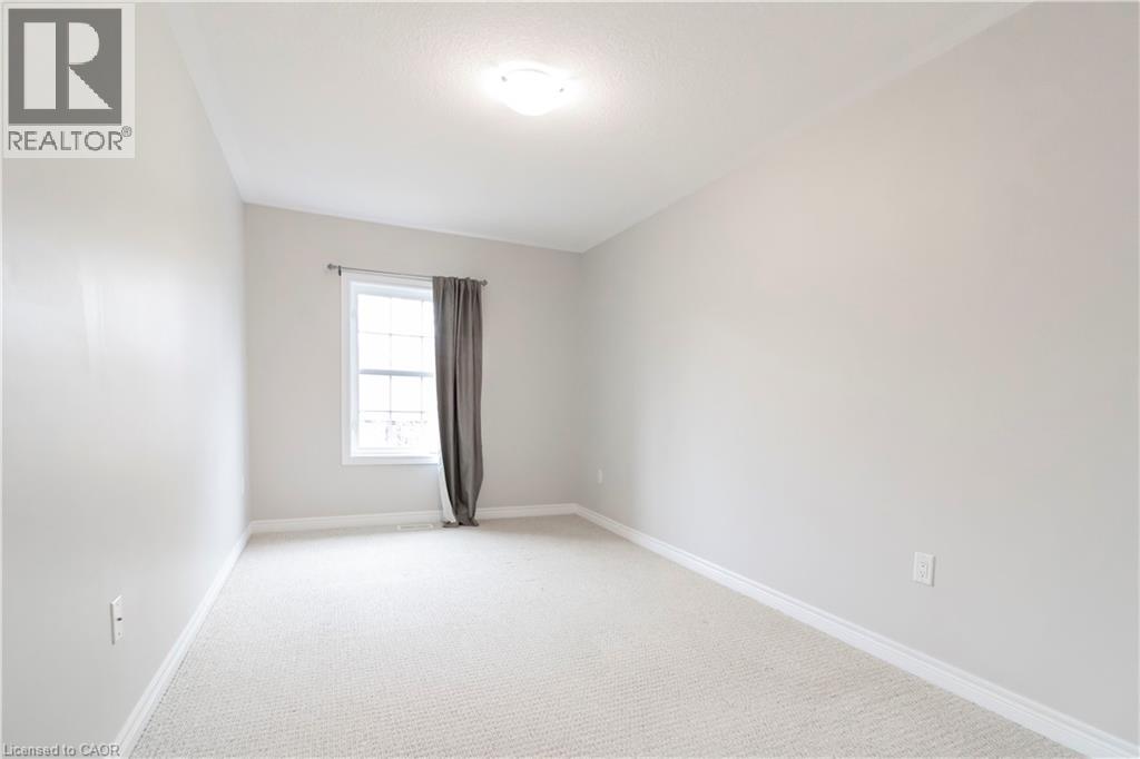 30 Robert Peel Road, Kitchener, Ontario  N2H 0B3 - Photo 15 - 40813270