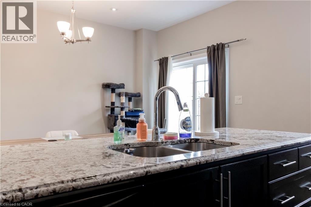 30 Robert Peel Road, Kitchener, Ontario  N2H 0B3 - Photo 10 - 40813270