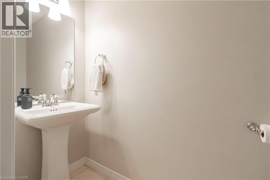 30 Robert Peel Road, Kitchener, Ontario  N2H 0B3 - Photo 27 - 40813270