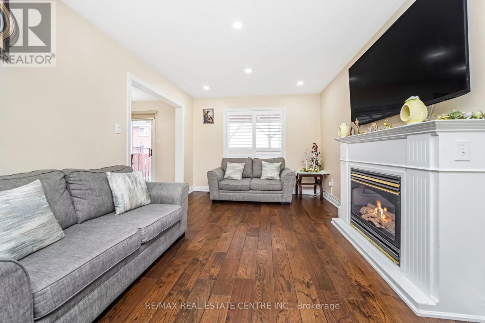 55 Golden Eagle Road, Brampton, Ontario L6R 1Z4 - Photo 18 - W12924948