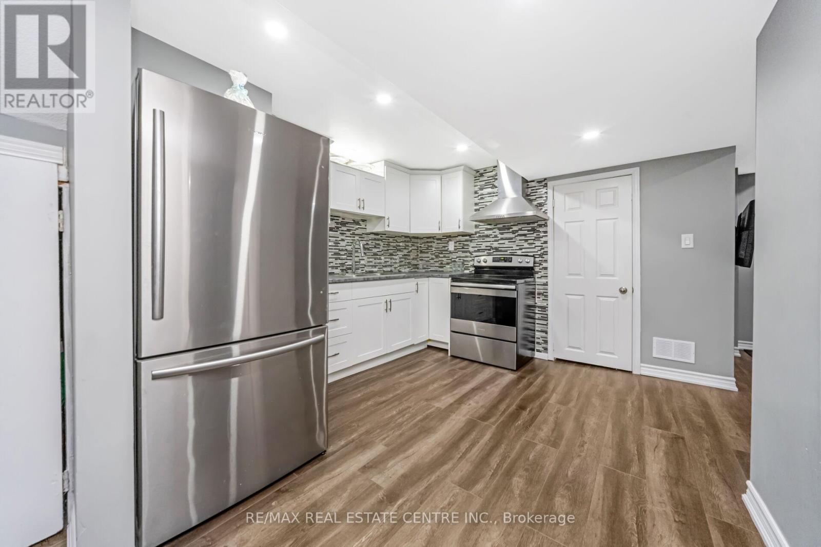 55 Golden Eagle Road, Brampton, Ontario L6R 1Z4 - Photo 40 - W12924948