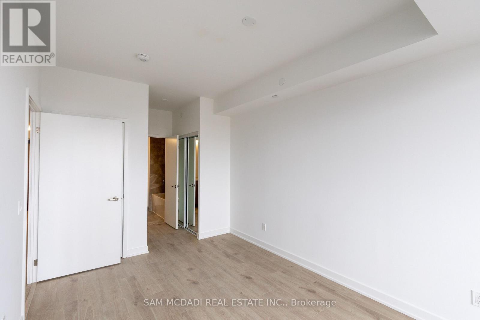 1503 - 1035 Southdown Road, Mississauga, Ontario  L5J 0A2 - Photo 20 - W12924958